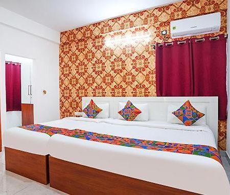 Hotel Royal Platinum Bengaluru Zewnętrze zdjęcie