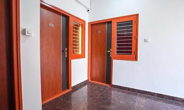 Hotel Royal Platinum Bengaluru Zewnętrze zdjęcie