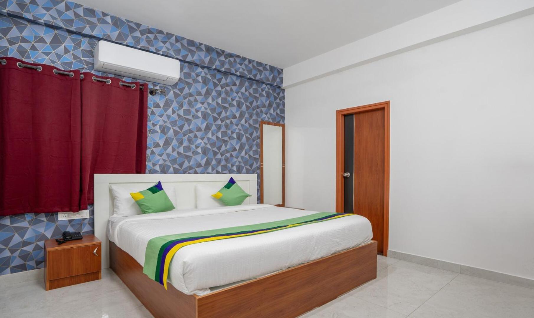 Hotel Royal Platinum Bengaluru Zewnętrze zdjęcie